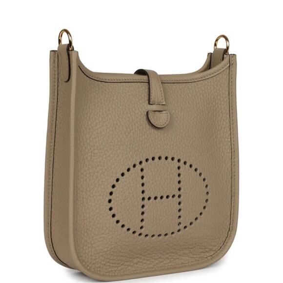 Hermes Evelyne TPM Clemence Beige Marfa Gold Hardware - Picture 1 of 9